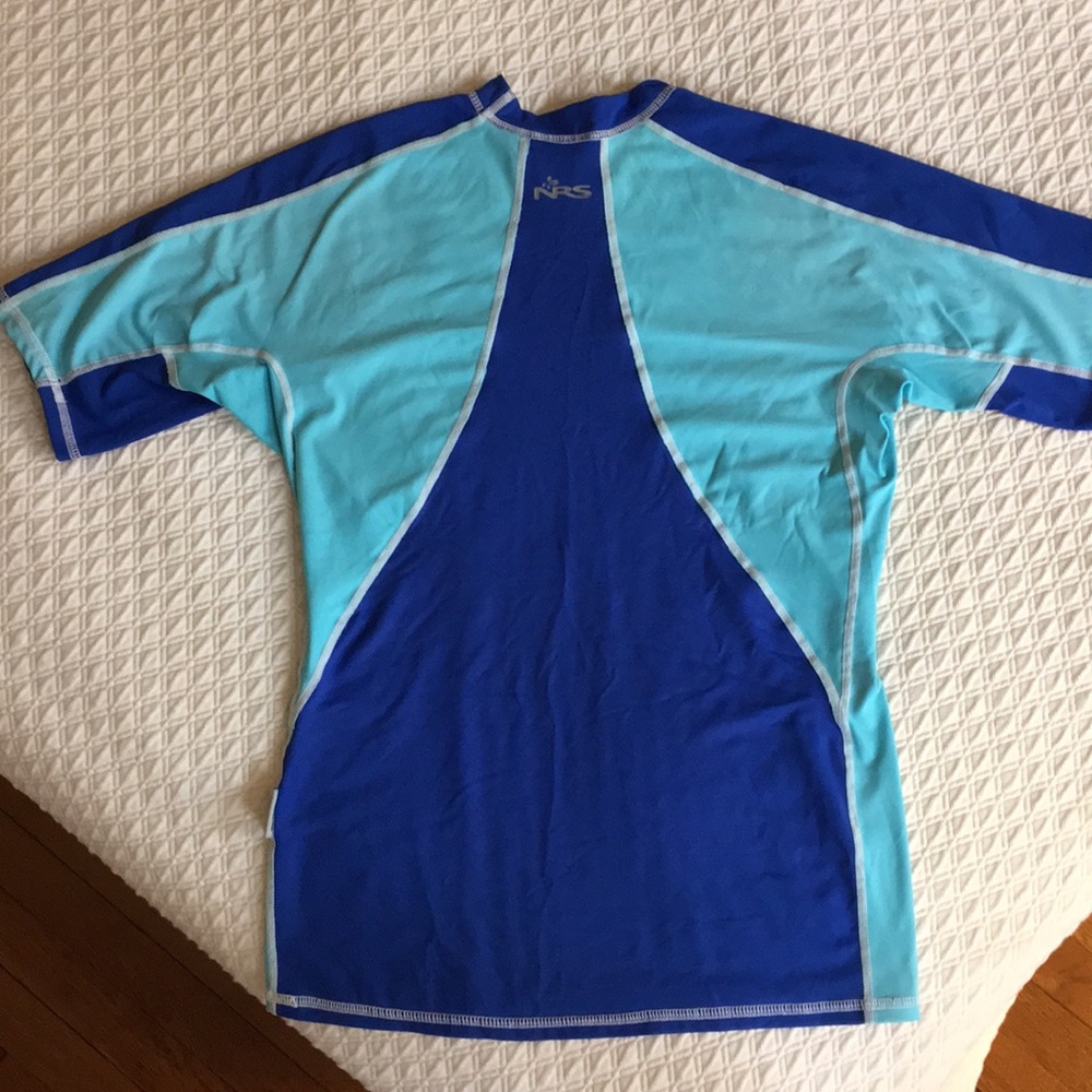NRS hydrosilk short sleeve rash guard - Picture 5 of 5